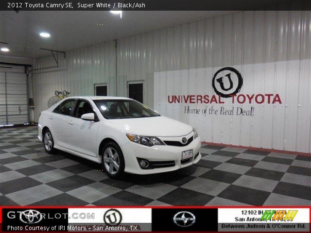 2012 Toyota Camry SE in Super White
