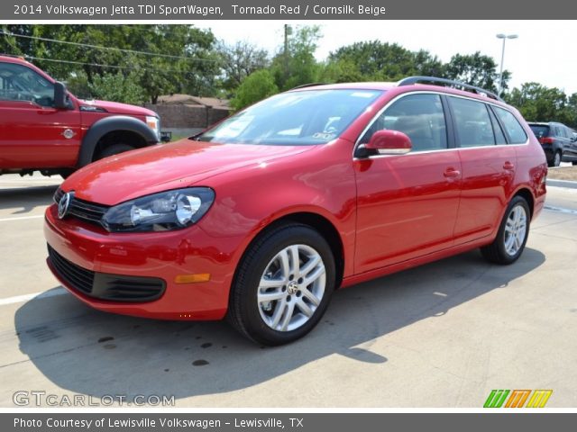 2014 Volkswagen Jetta TDI SportWagen in Tornado Red
