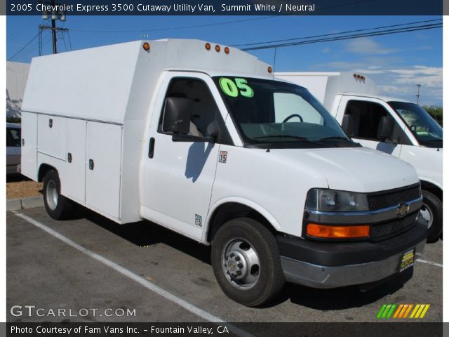 2005 Chevrolet Express 3500 Cutaway Utility Van in Summit White