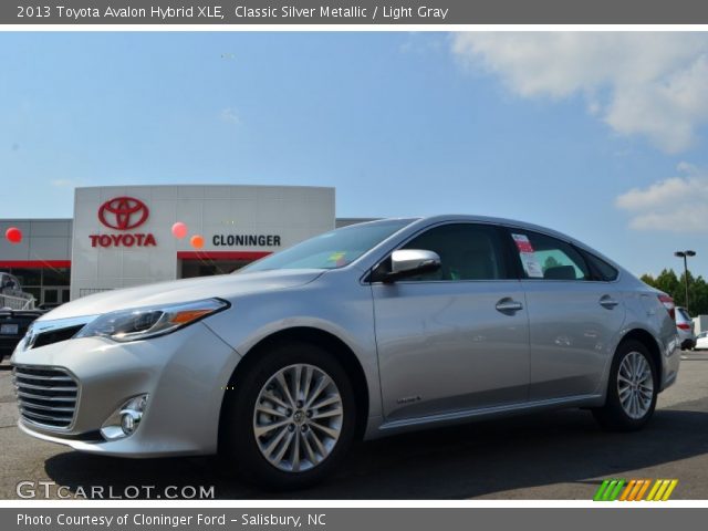 2013 Toyota Avalon Hybrid XLE in Classic Silver Metallic