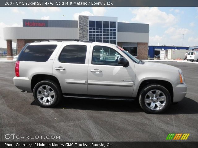 2007 GMC Yukon SLT 4x4 in Gold Mist Metallic