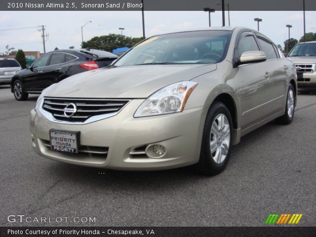 2010 Nissan Altima 2.5 in Sonoran Sand
