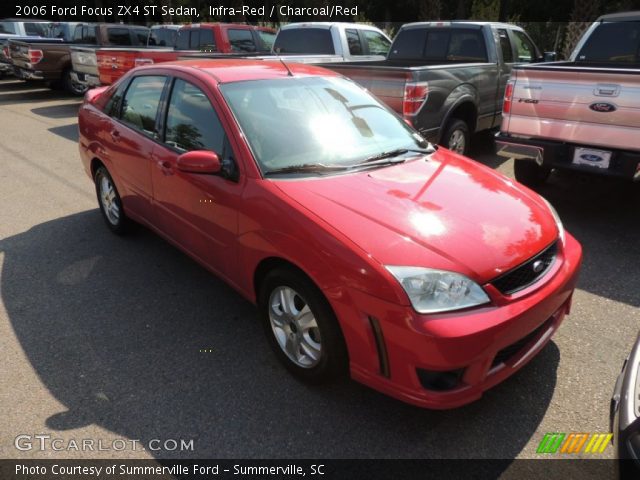 2006 Ford Focus ZX4 ST Sedan in Infra-Red