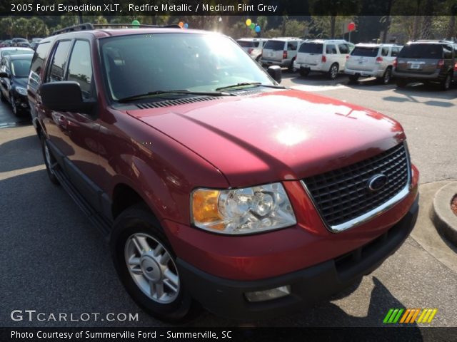 2005 Ford Expedition XLT in Redfire Metallic