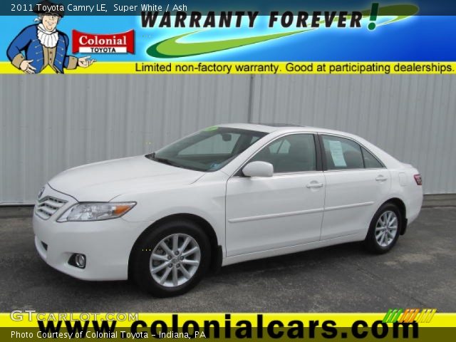2011 Toyota Camry LE in Super White