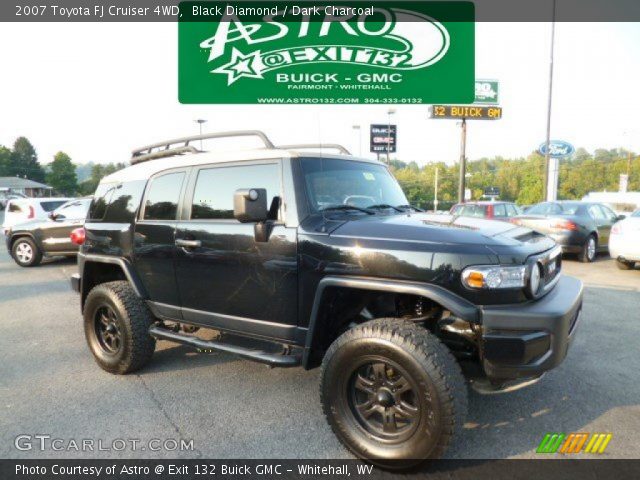 2007 Toyota FJ Cruiser 4WD in Black Diamond