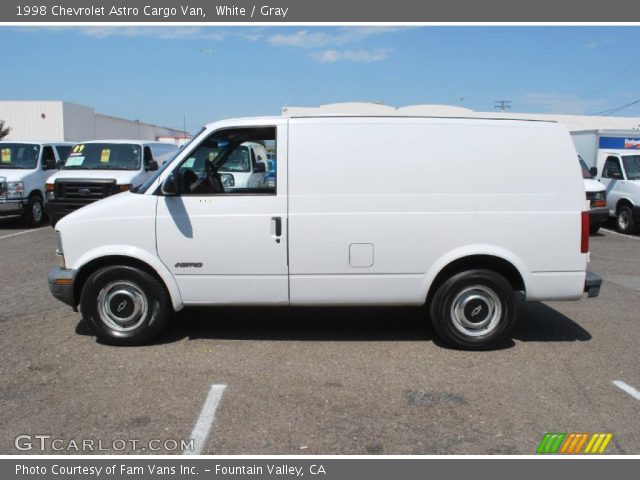 1998 Chevrolet Astro Cargo Van in White