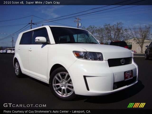 2010 Scion xB  in Super White
