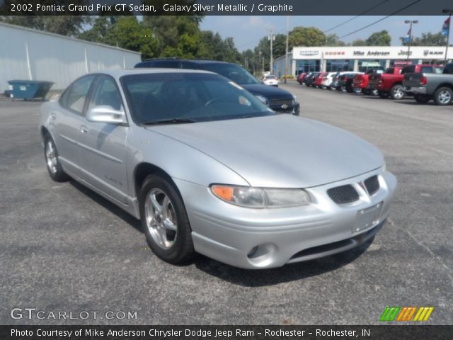 2002 Pontiac Grand Prix GT Sedan in Galaxy Silver Metallic