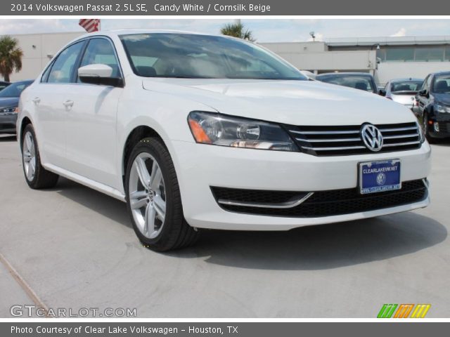 2014 Volkswagen Passat 2.5L SE in Candy White