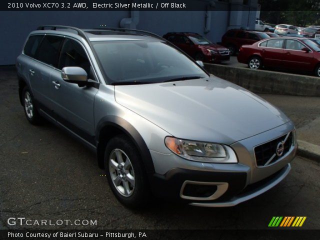2010 Volvo XC70 3.2 AWD in Electric Silver Metallic