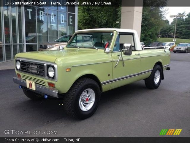 1976 International Scout II Terra in Grenoble Green