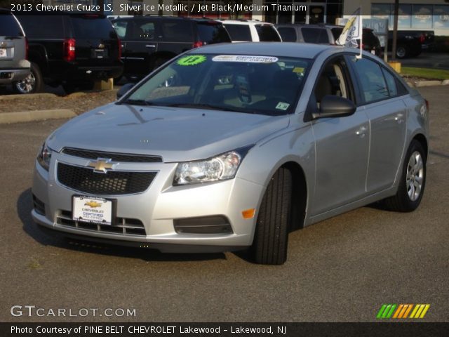 2013 Chevrolet Cruze LS in Silver Ice Metallic