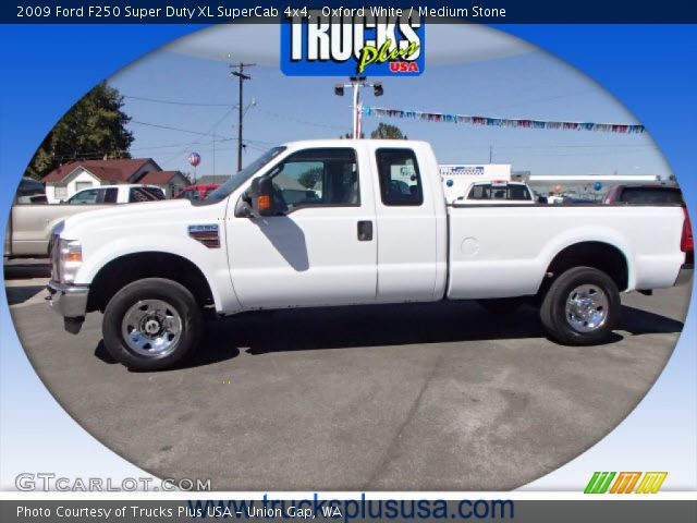 2009 Ford F250 Super Duty XL SuperCab 4x4 in Oxford White