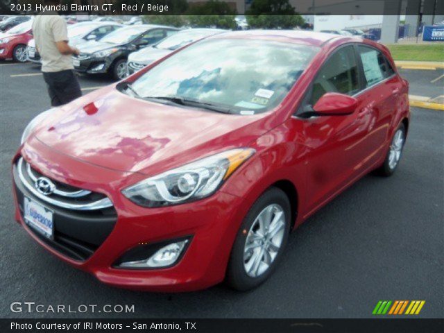 2013 Hyundai Elantra GT in Red