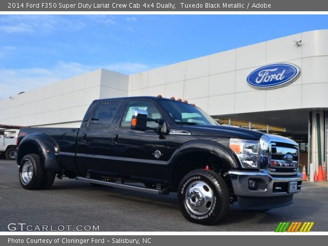 2014 Ford F350 Super Duty Lariat Crew Cab 4x4 Dually in Tuxedo Black Metallic