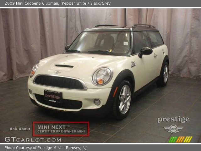 2009 Mini Cooper S Clubman in Pepper White
