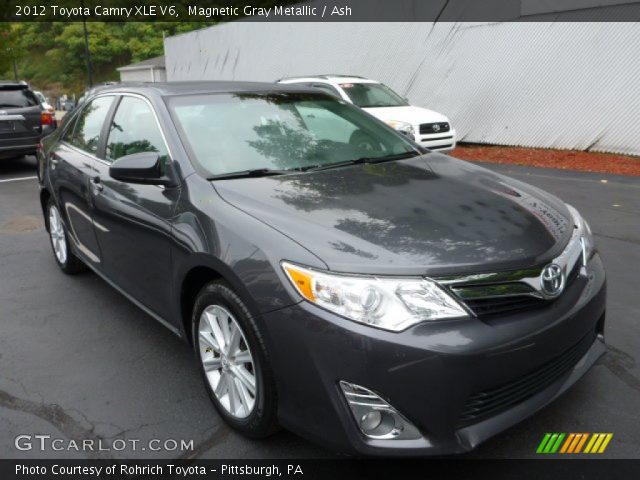 2012 Toyota Camry XLE V6 in Magnetic Gray Metallic