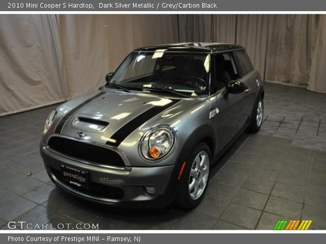 2010 Mini Cooper S Hardtop in Dark Silver Metallic