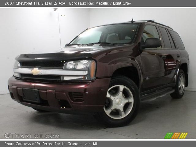 2007 Chevrolet TrailBlazer LS 4x4 in Bordeaux Red Metallic