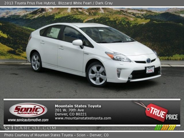 2013 Toyota Prius Five Hybrid in Blizzard White Pearl