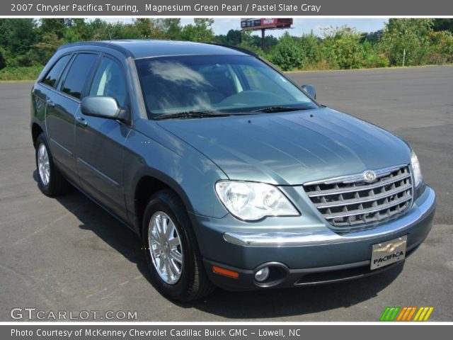 2007 Chrysler Pacifica Touring in Magnesium Green Pearl