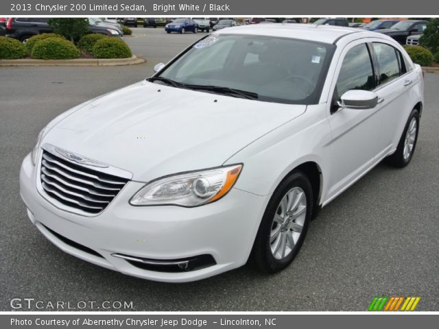 2013 Chrysler 200 Limited Sedan in Bright White