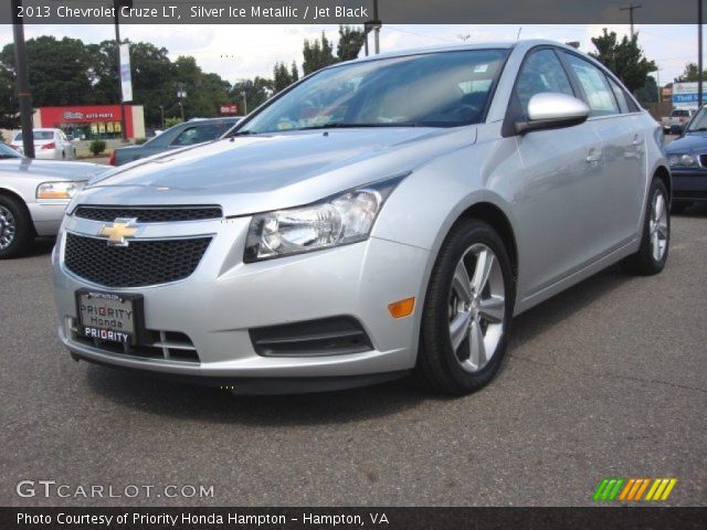 2013 Chevrolet Cruze LT in Silver Ice Metallic