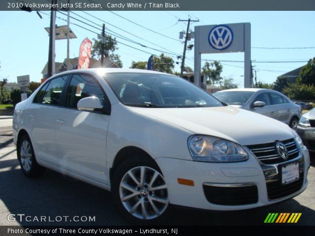 2010 Volkswagen Jetta SE Sedan in Candy White