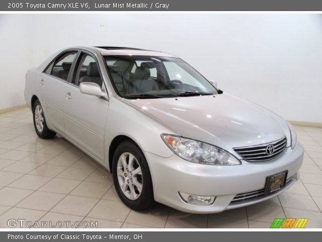 2005 Toyota Camry XLE V6 in Lunar Mist Metallic