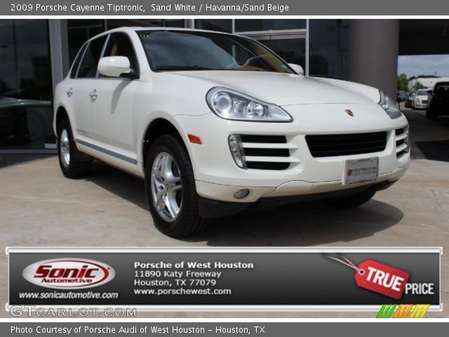 2009 Porsche Cayenne Tiptronic in Sand White