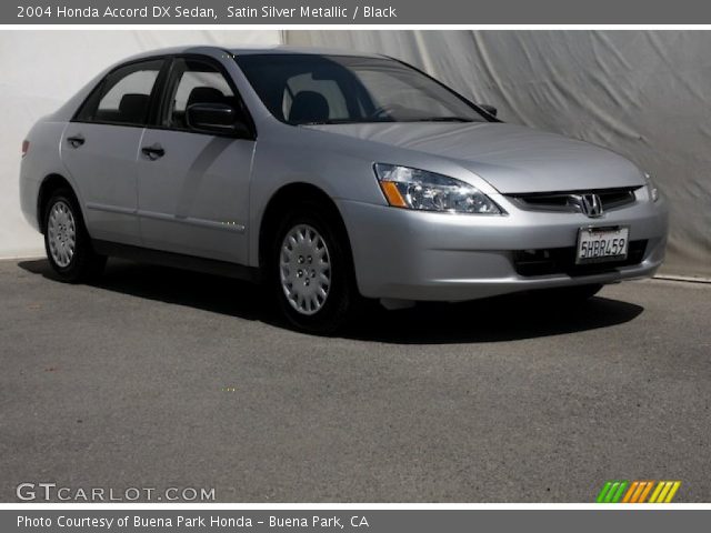 2004 Honda Accord DX Sedan in Satin Silver Metallic