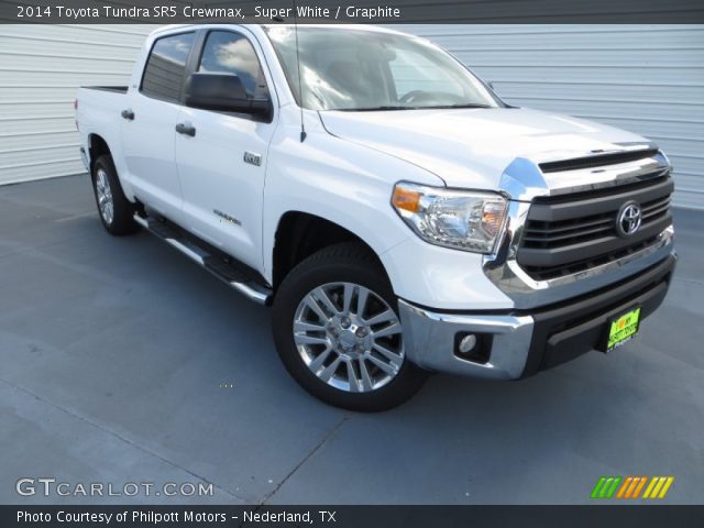 2014 Toyota Tundra SR5 Crewmax in Super White