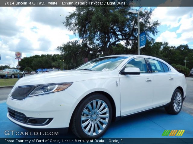 2014 Lincoln MKS FWD in White Platinum Metallic Tri-coat