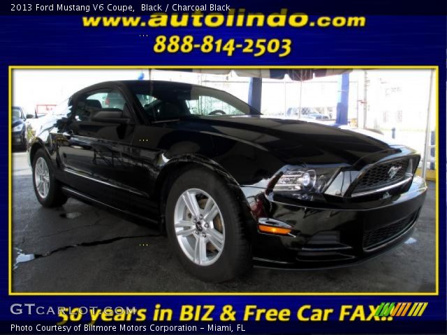 2013 Ford Mustang V6 Coupe in Black