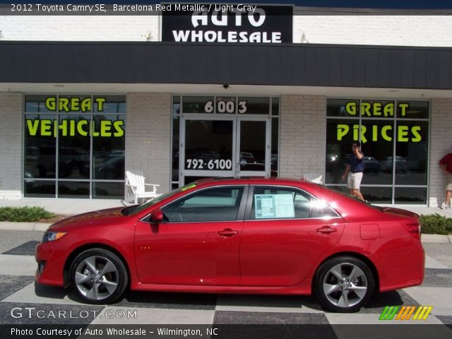 2012 Toyota Camry SE in Barcelona Red Metallic