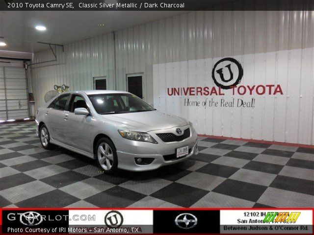 2010 Toyota Camry SE in Classic Silver Metallic