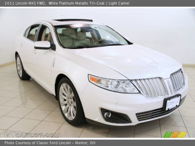2011 Lincoln MKS FWD in White Platinum Metallic Tri-Coat