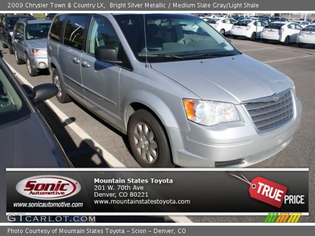 2009 Chrysler Town & Country LX in Bright Silver Metallic