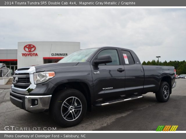 2014 Toyota Tundra SR5 Double Cab 4x4 in Magnetic Gray Metallic