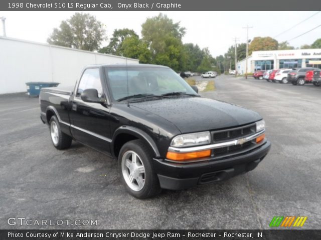 1998 Chevrolet S10 LS Regular Cab in Onyx Black