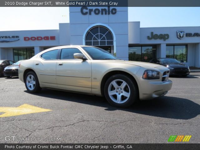 2010 Dodge Charger SXT in White Gold Pearl