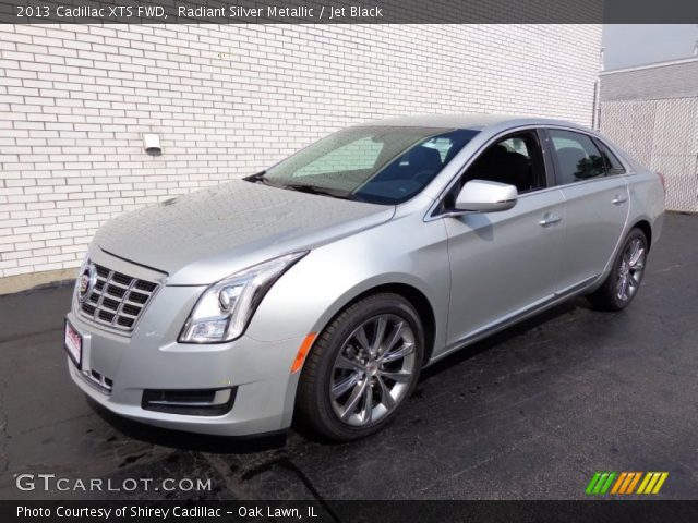 2013 Cadillac XTS FWD in Radiant Silver Metallic