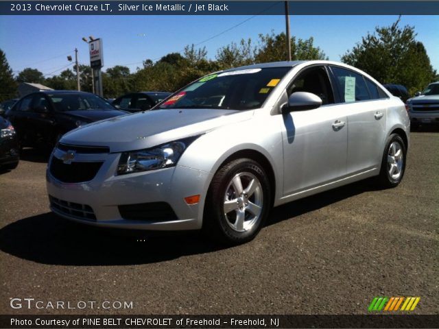 2013 Chevrolet Cruze LT in Silver Ice Metallic