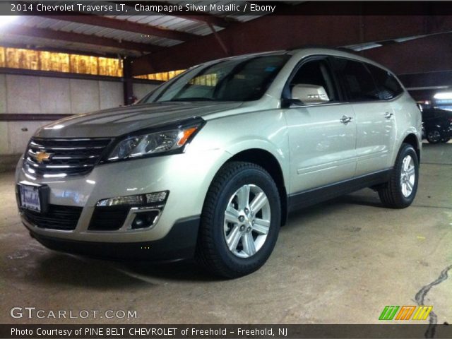 2014 Chevrolet Traverse LT in Champagne Silver Metallic