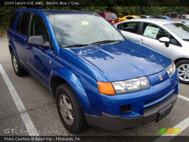 2004 Saturn VUE AWD in Electric Blue
