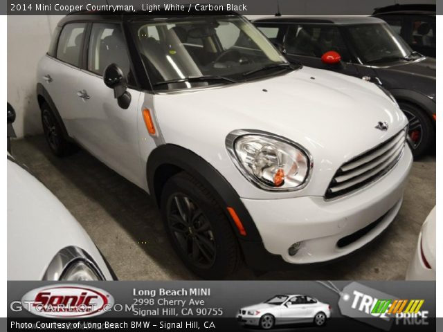 2014 Mini Cooper Countryman in Light White