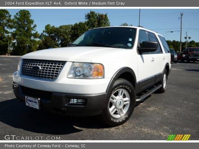2004 Ford Expedition XLT 4x4 in Oxford White