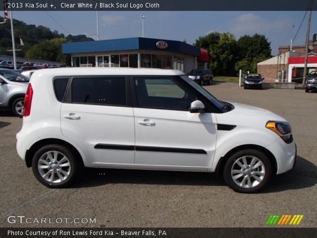 2013 Kia Soul + in Clear White