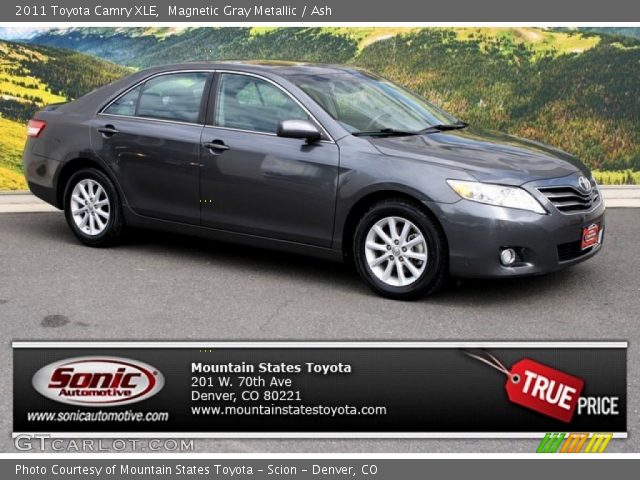 2011 Toyota Camry XLE in Magnetic Gray Metallic